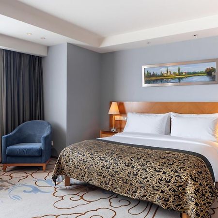 Maritim Hotel Taicang Garden Exterior photo