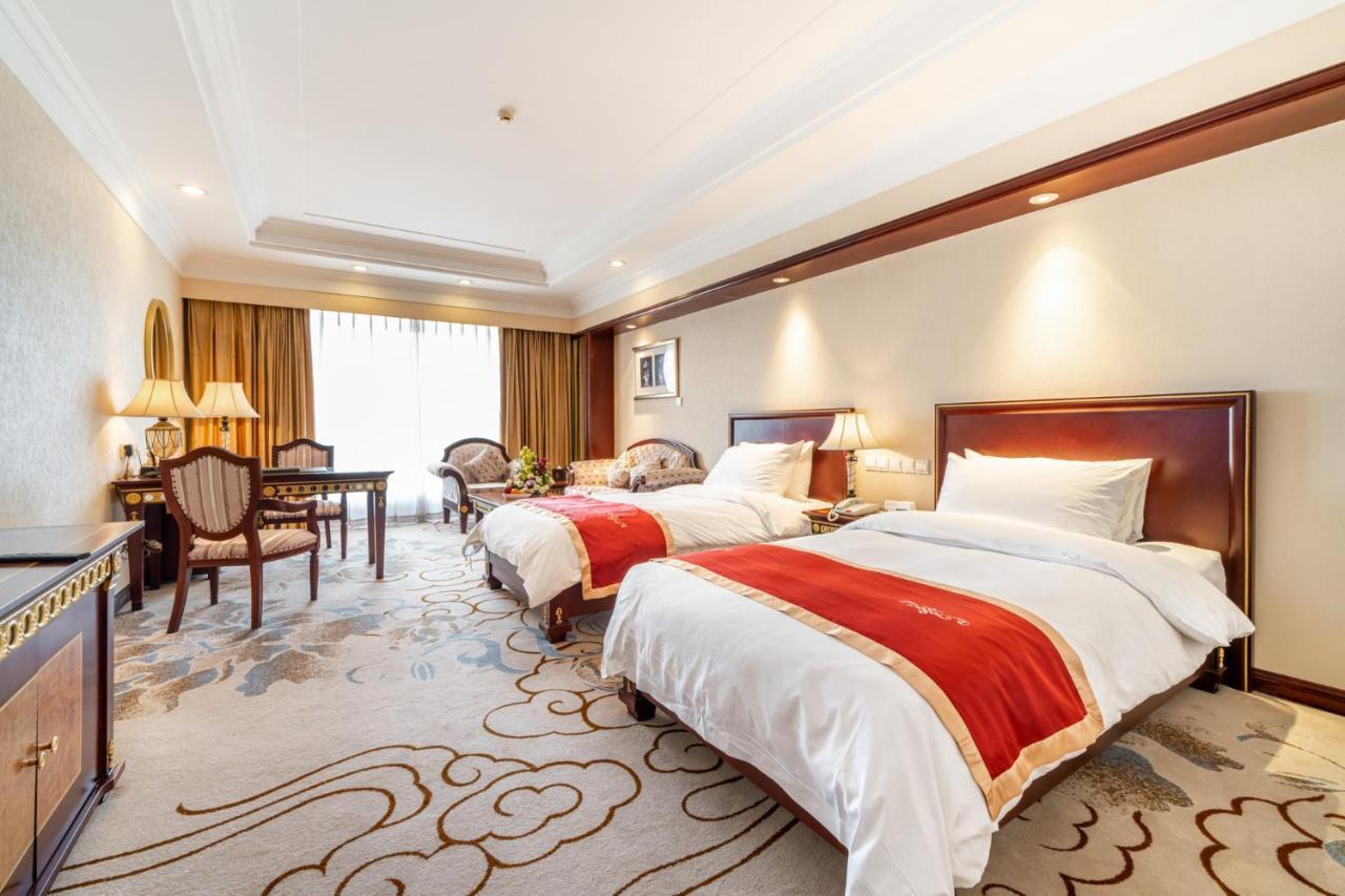 Maritim Hotel Taicang Garden Exterior photo