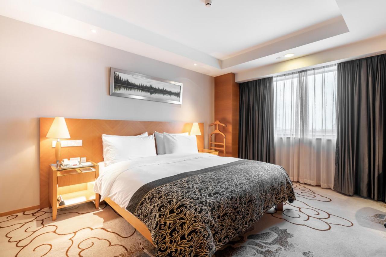 Maritim Hotel Taicang Garden Exterior photo
