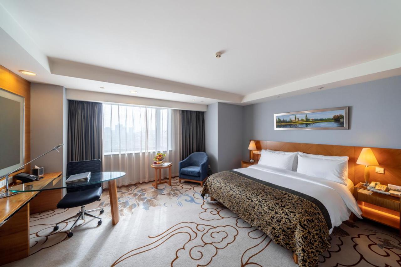 Maritim Hotel Taicang Garden Exterior photo